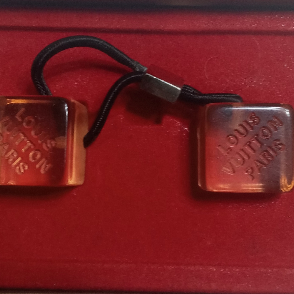 Louis Vuitton Hair Cubes
